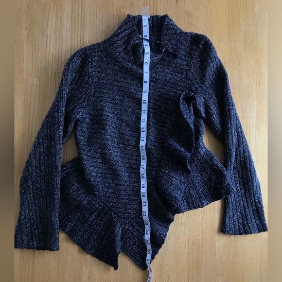 Anthropologie Sweaters - Anthropologie knitted & knotted Cascade Ruffle Asymmetrical Sweater JuniorSIZE M